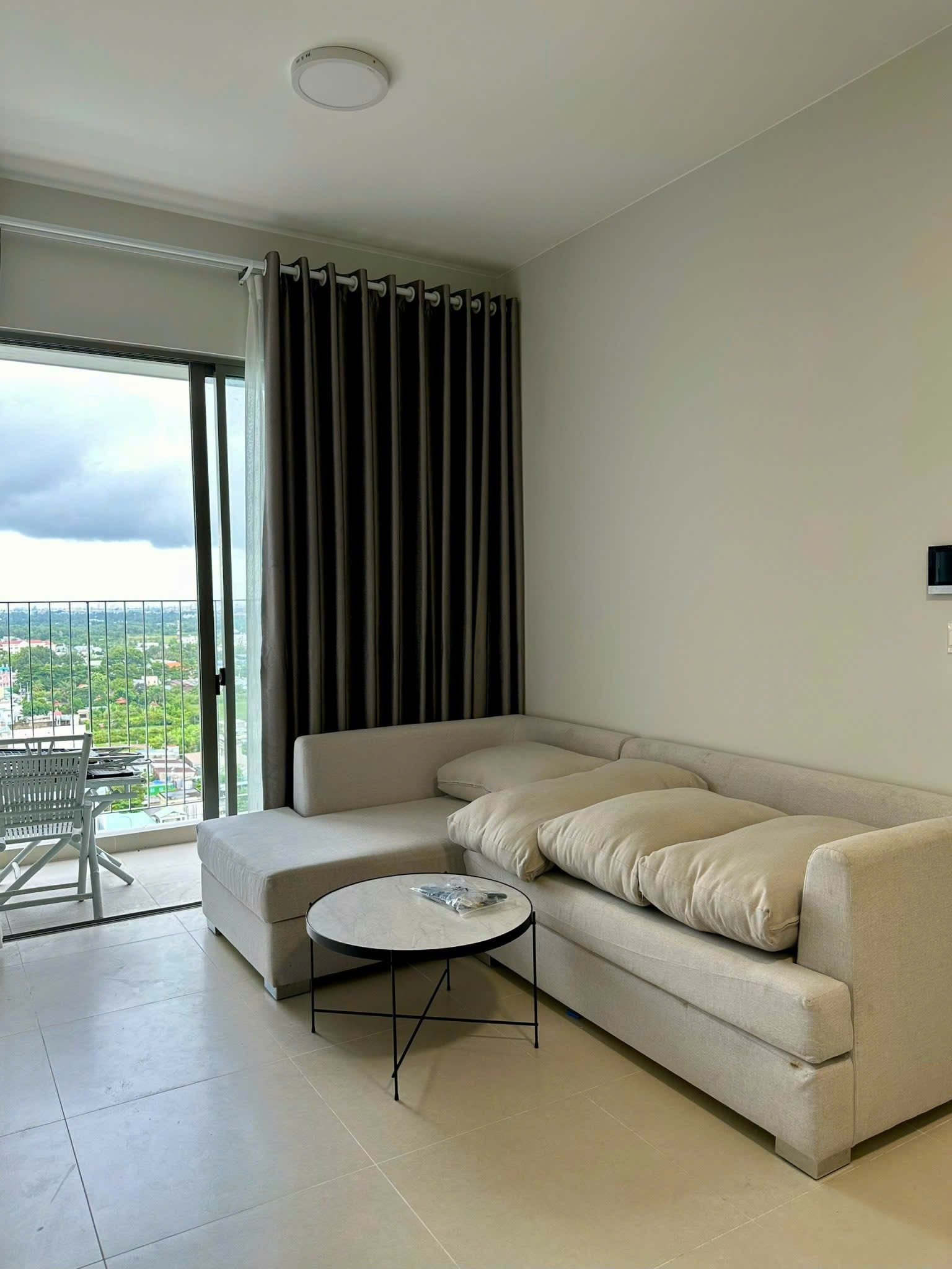 Cho thuê căn hộ West Gate Bình Chánh, góc 69m2 2PN 2WC, full nội thất, giá 9,5 triệu