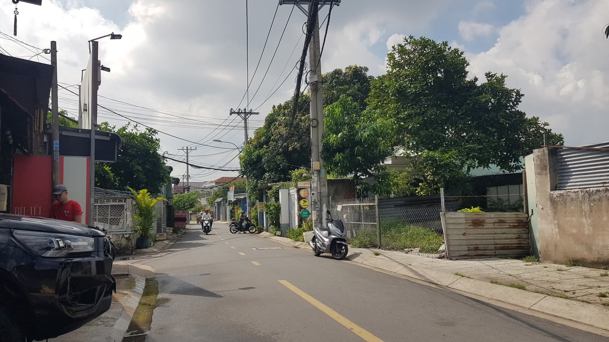 đất mặt tiền Tân xuân 200m² thổ cư ngang 8x25m giá 8.4 tỷ Xã Hóc Môn