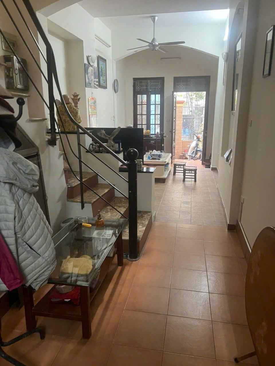 Cho Thuê Nhà Tây Sơn 45M² 4 Tầng 4 Ngủ - Full Đồ - Ô Tô Đỗ Cửa - Giá Thuê 15tr