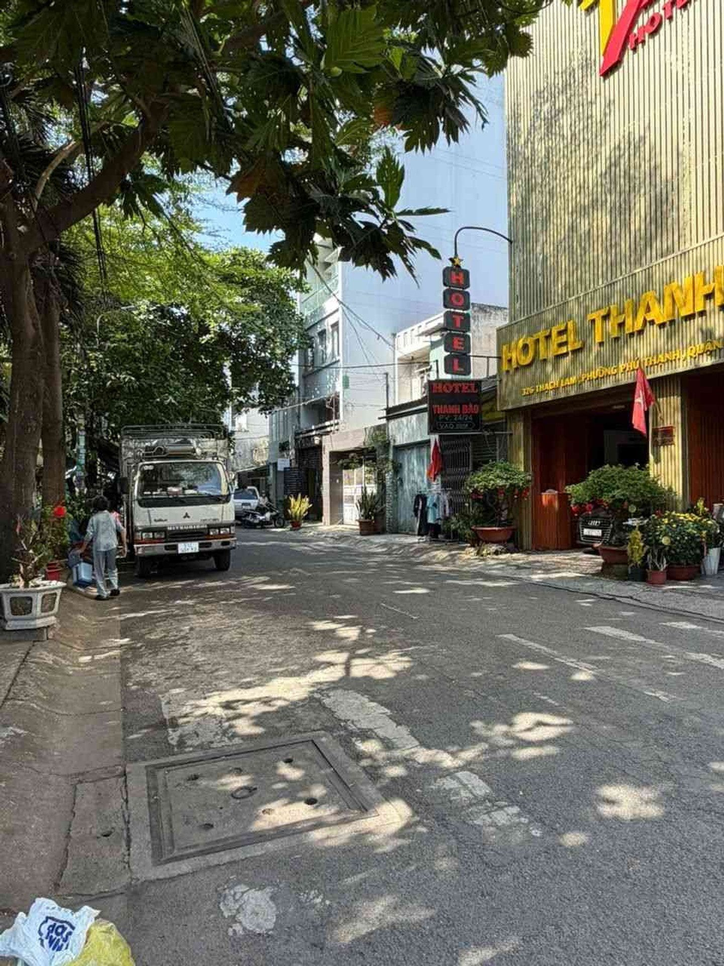 Bán Đất 170m2 có sẵn 170 m2 thổ cư giá 18.5 tỷ tại Đường Thạch Lam Phường Phú Thạnh Quận Tân Phú TP. Hồ Chí Minh