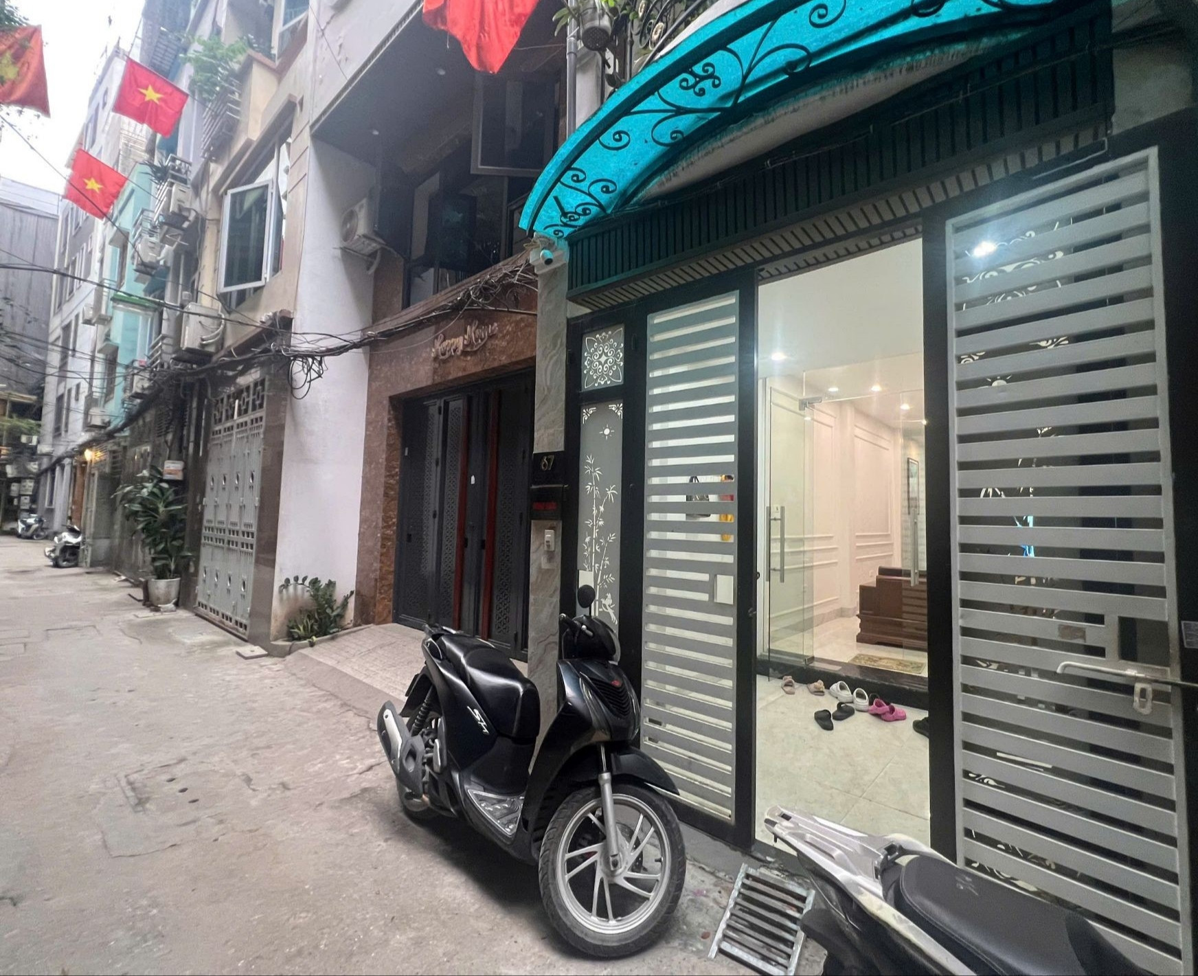Thái Hà, 39m x 5tầng x Mt 3m, dân xây đủ công năng ngõ thông thoáng tiện ích bạt ngàn