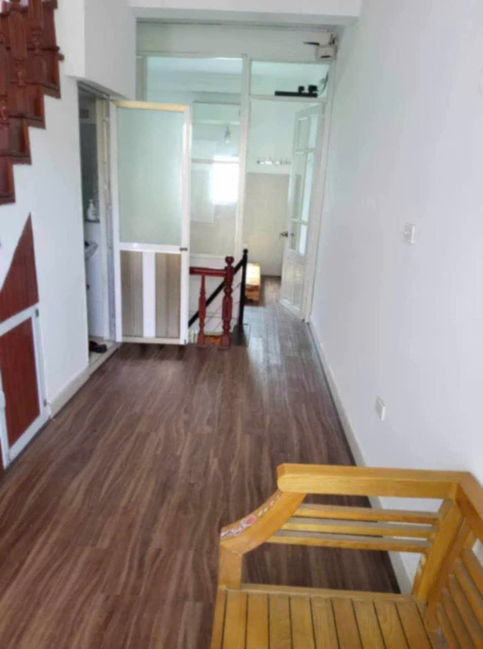 Cho Thuê Nhà Ngõ 364 Thái Hà 30M² 3 Tầng/ Giá Thuê 8,5 tr