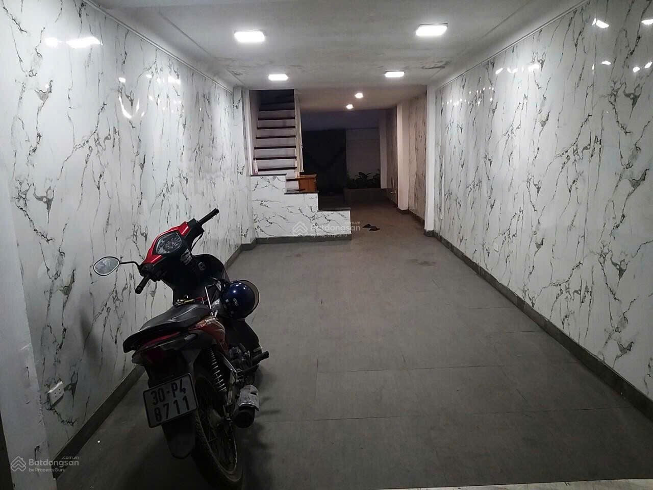 Cho thuê nhà ngõ 151 Thái Hà, Đống Đa 50M x 5T (5 ngủ) giá 19 triệu