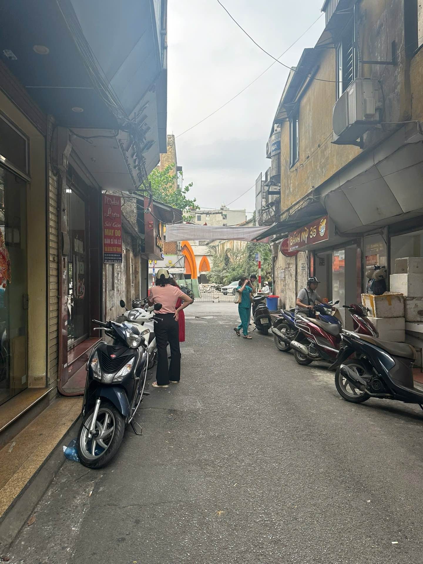 Bán nhà 45m² full thổ cư ngang 12,9m giá 14.5 tỷ tại Đường Thái Thịnh Phường Đống Đa