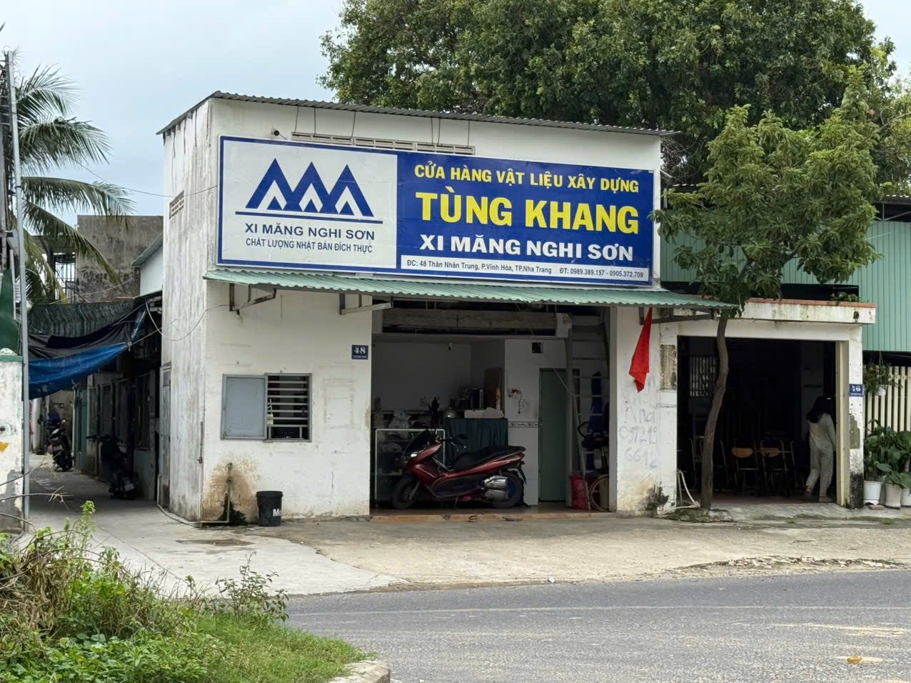 🏡Bán Đất có Nhà  Góc 2 mặt tiền, QH 3 mặt tiền đường Thân Nhân Trung và Trần Khát Chân
- 2 đường chính đều rộng 22m, hẻm bên hông 3m
Dt: 105,8m2 ngang 6m