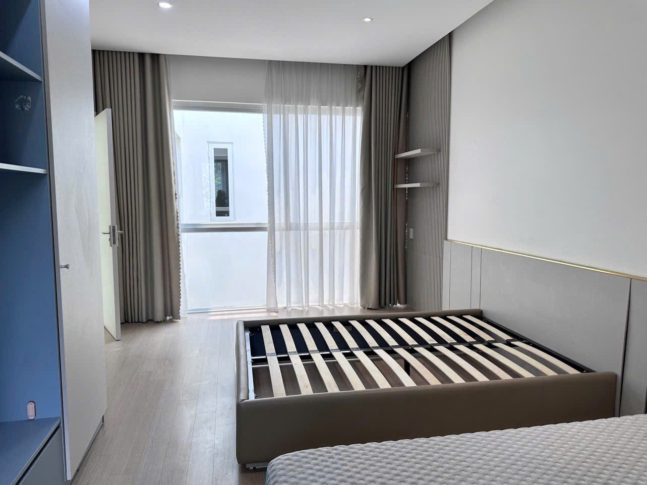 Bán Nhà riêng 150m² thổ cư 150m² giá 27 tỷ tại Đường Thăng Long Phường Hòa Cường Đà Nẵng
🏡  BIỆT THỰ MINI 3 TẦNG VIEW SÔNG-VỊ TRÍ CỰC ĐẸP THĂNG LONG🌿