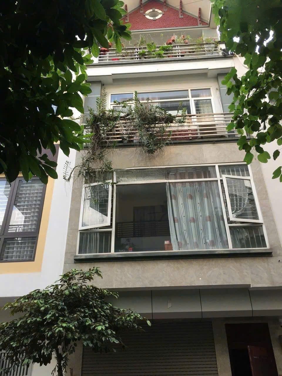 Cho Thuê Biệt Thự Phân Lô - Đường Thanh Bình - Mỗ Lao - Hà Đông 50M² 5 Tầng 4 Ngủ - Full Nội Thất - Ô Tô Đỗ Cửa - Giá Thuê 18tr