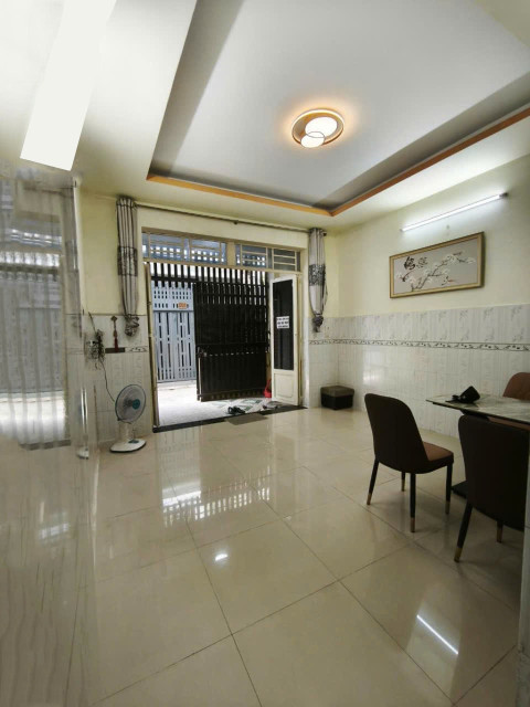 Nhà Vuông 2 tầng Hẻm Ôtô 25m2 – Thạnh lộc 15 Q12