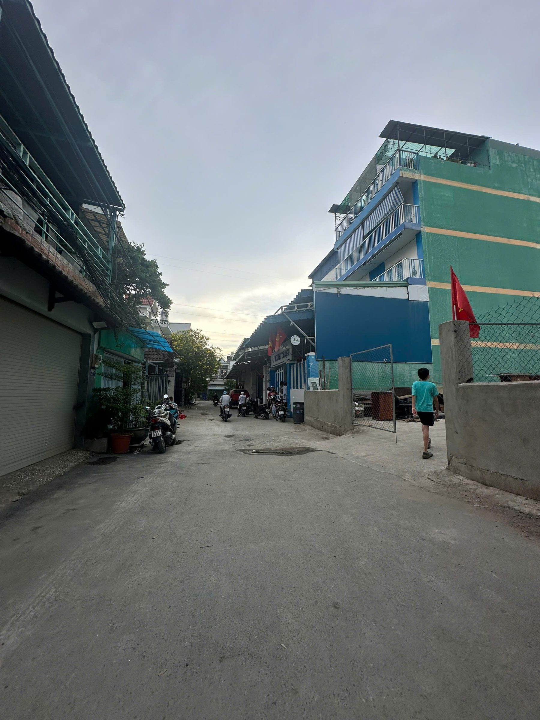 Chỉ 3,98 tỷ - Đất Thạnh Lộc 15, Q.12 - 91m2, Full thổ cư - SHR - Đường xe hơi vào nhà