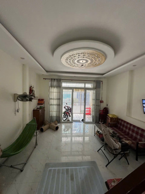 Giảm mạnh 400tr! Nhà Vuông 3 tầng, Đường 7m, 92m2 – Thạnh Lộc 22 Q12