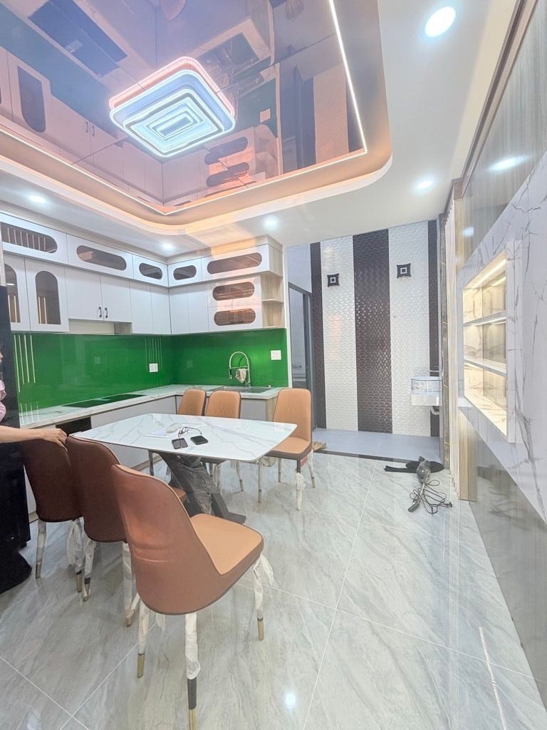 🏠 K2210 - NHÀ PHỐ 5 TẦNG KIẾN TRÚC HIỆN ĐẠI 🏗