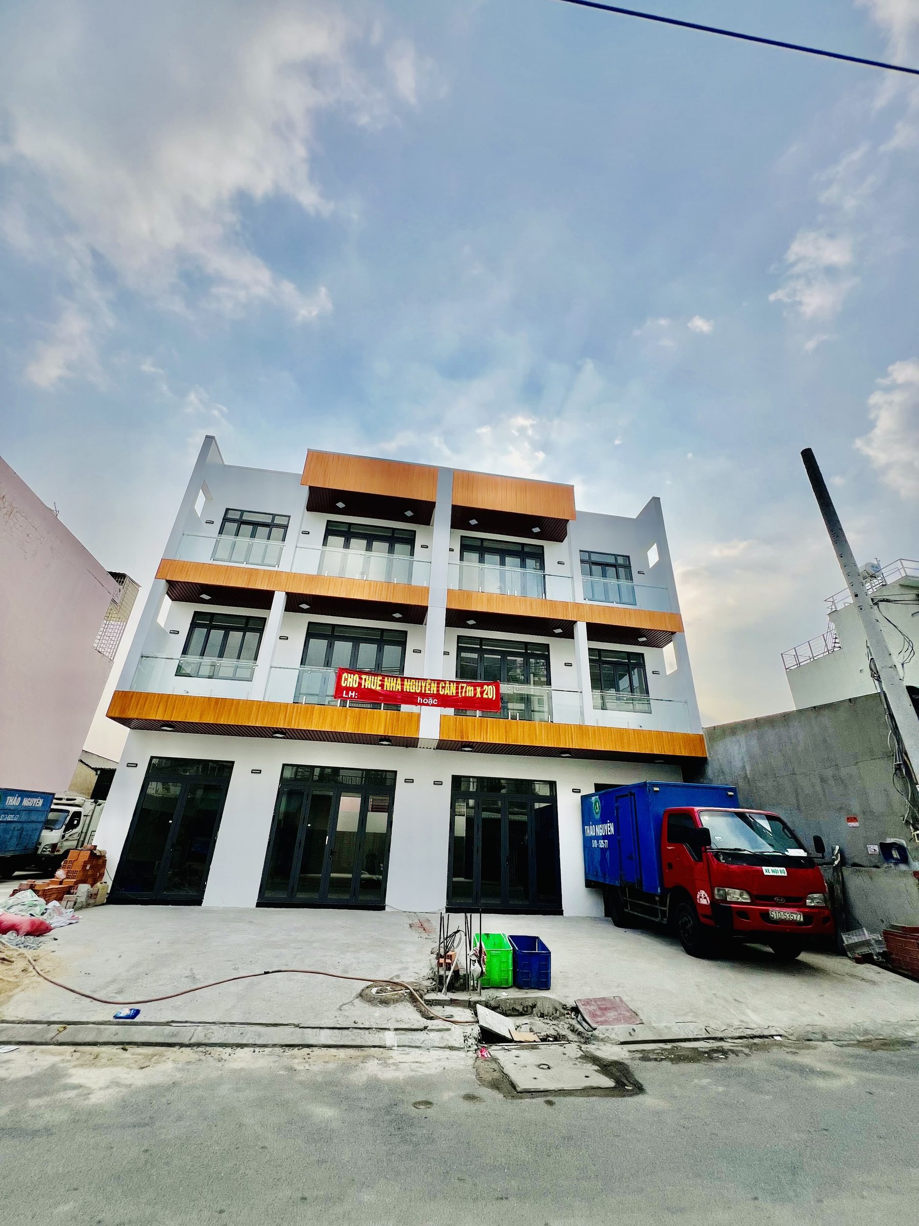 Cho Thuê Nguyên Căn Mặt Tiền TL 41, Thạnh Lộc, Quận 12 DT 7x25m Xây 3Lầu Các Tầng Trống Xuốt Hợp Văn Phòng Mở Serum Thẩm Mỹ