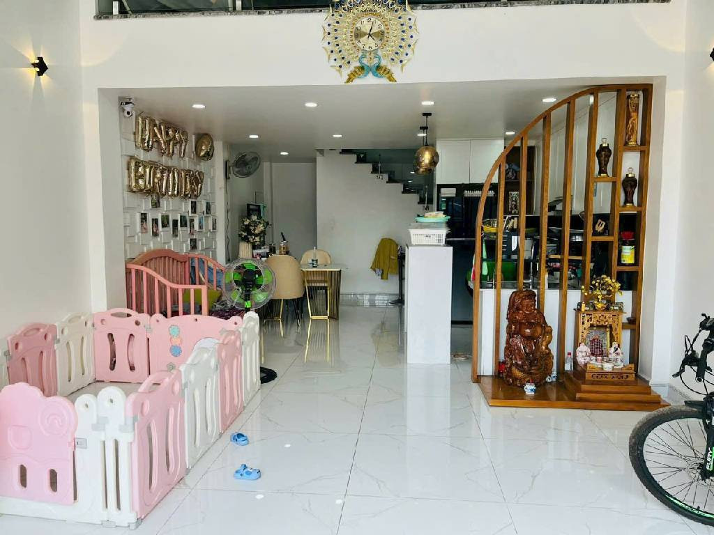 Bán nhà hẻm 47 Thạnh Lộc 08, Quận 12, 5x11m, 1 trệt lửng 3 lầu, đang cho thuê 13tr/tháng, sát nhà hàng Bến Xưa, giáp Gò Vấp.
