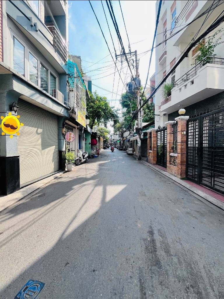 Lô góc 2 mặt hẻm xe tải đường Thành Mỹ , 4 Phòng , 1 Kiot Riêng biệt vừa ở vừa cho thuê dòng tiền 15~18tr/tháng , SHR hoàn công đủ , 1 đời chủ
