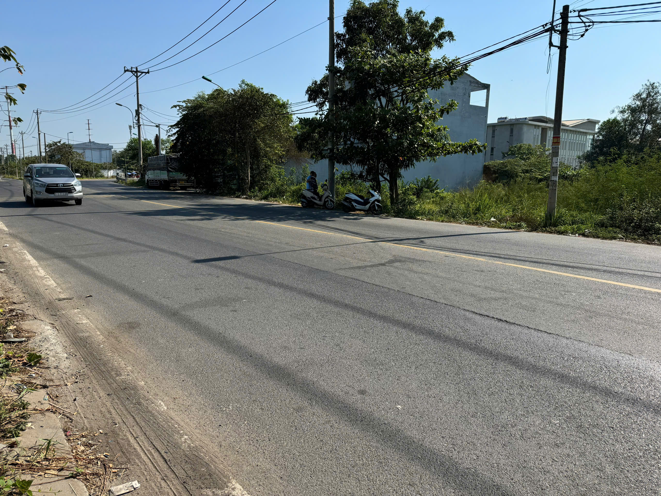 Bán đất 600m² ngang 10m giá 15 tỷ tại Đường Thanh Niên Xã Xuân Thới Sơn Ms414