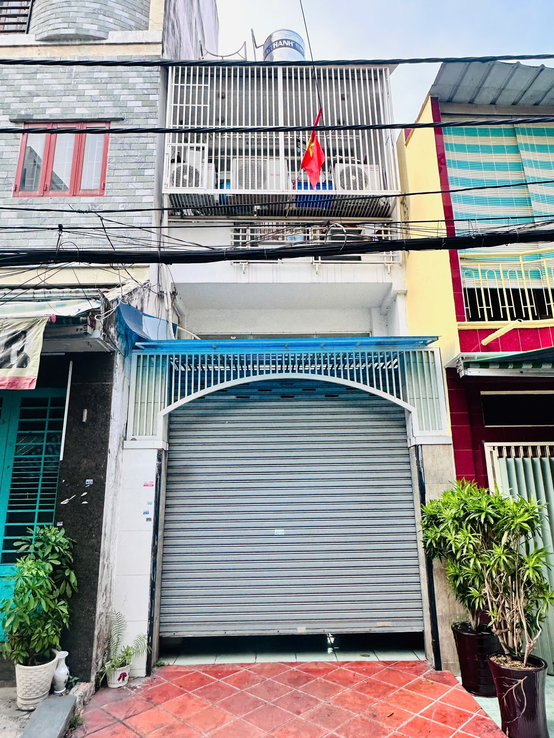 Bán nhà phố Thành Thái Quận 10, 53m2, 3 tầng BTCT, hẻm xe tải, giá 10.9 tỷ