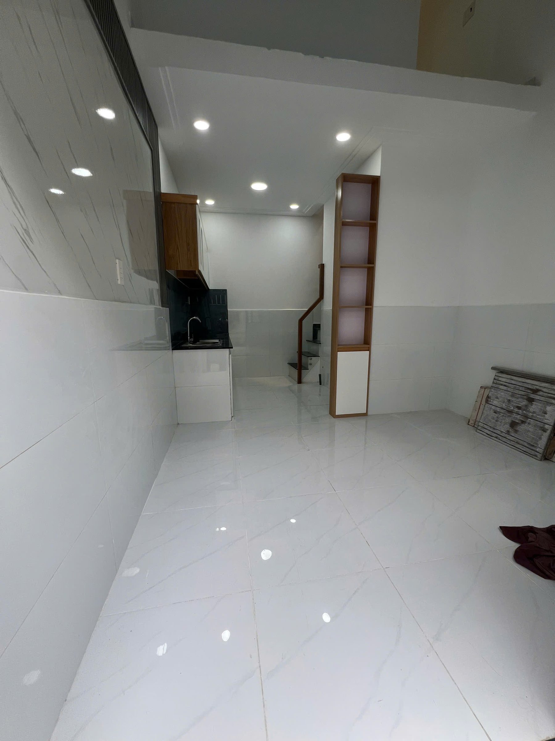 24m² thổ cư - ngay mặt tiền đường nhựa 6m. Chỉ 1.04 tỷ nhà Thạnh Xuân 21 sát bên chung cư Picity. Giá còn bớt
