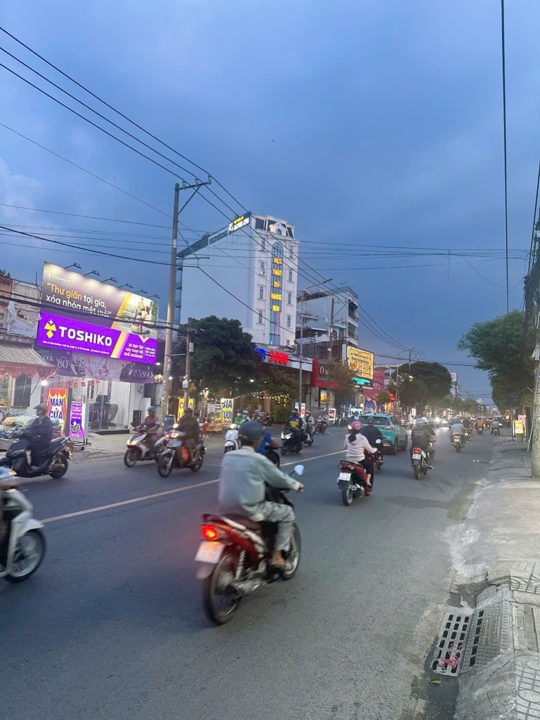 HẠ SỐC 400 TRIỆU - ĐẤT GÓC 2 MẶT TIỀN KINH DOANH THẠNH XUÂN 22