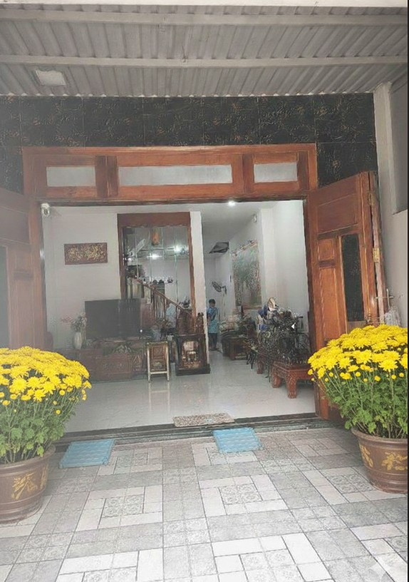 Bán nhà hẻm Thạnh Xuân 25, Thới An Quận 12, 70m2, 3 tầng, xe hơi ngủ trong nhà, kinh doanh đa ngành. Giá 7 tỷ nhỉnh
