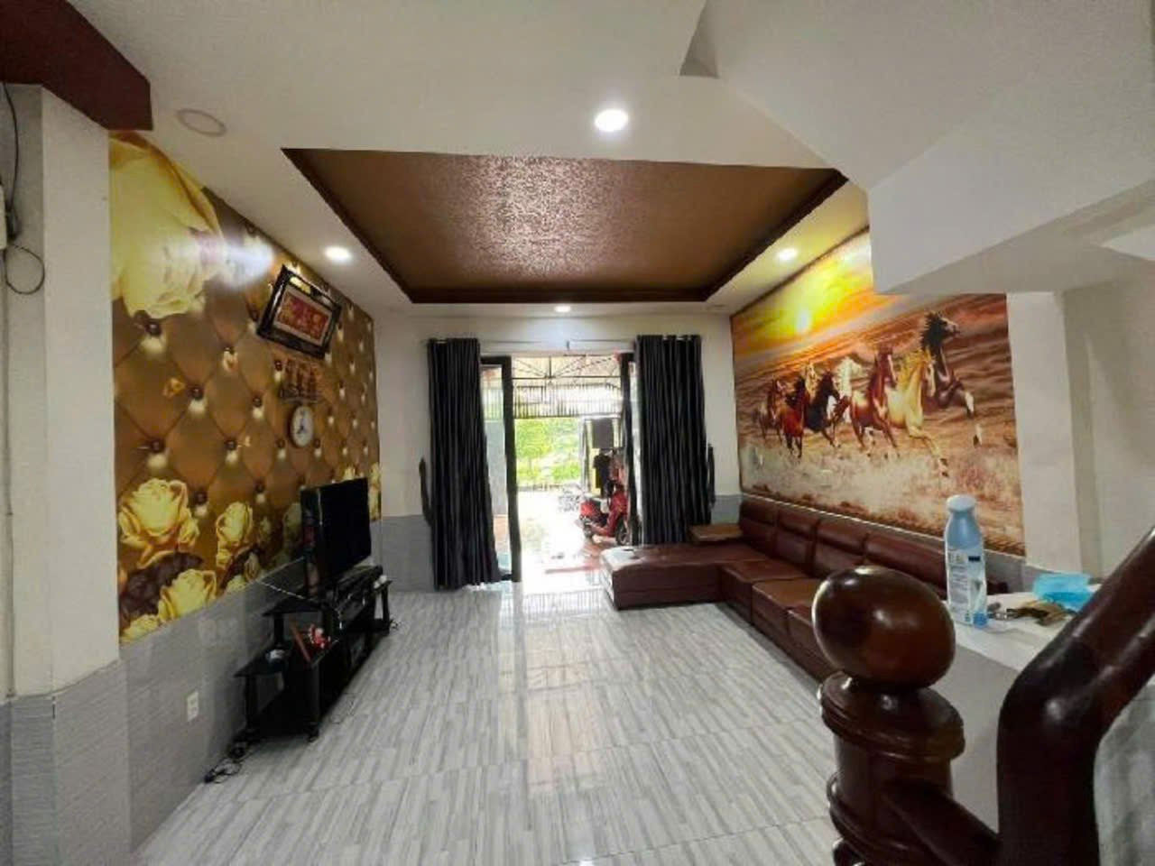 ⭐️⭐️ Nhà View sông SHR 3 tầng HXH né 72m2, Vuông – Thạnh Xuân 43 Quận 12