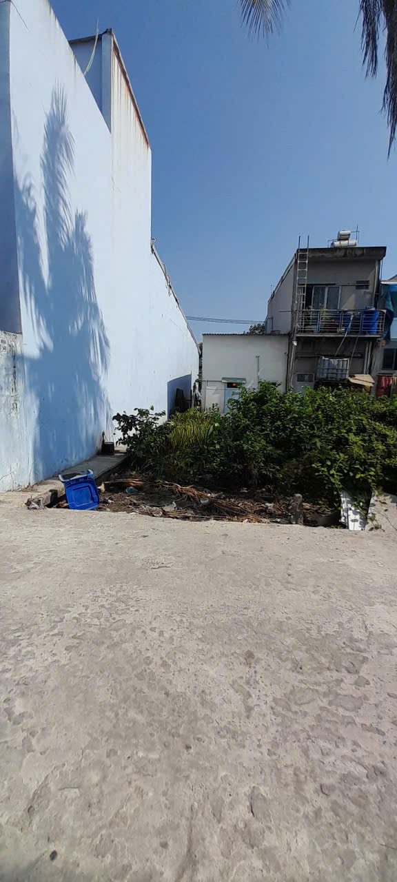 Bán đất Thạnh Xuân 52 Quận 12, 50.4m2, hẻm ô tô tới đất, gần chợ, trường học, kết nối Hà Huy Giáp, Quốc Lộ 1A, giá 2.95 tỷ, sổ hồng riêng.