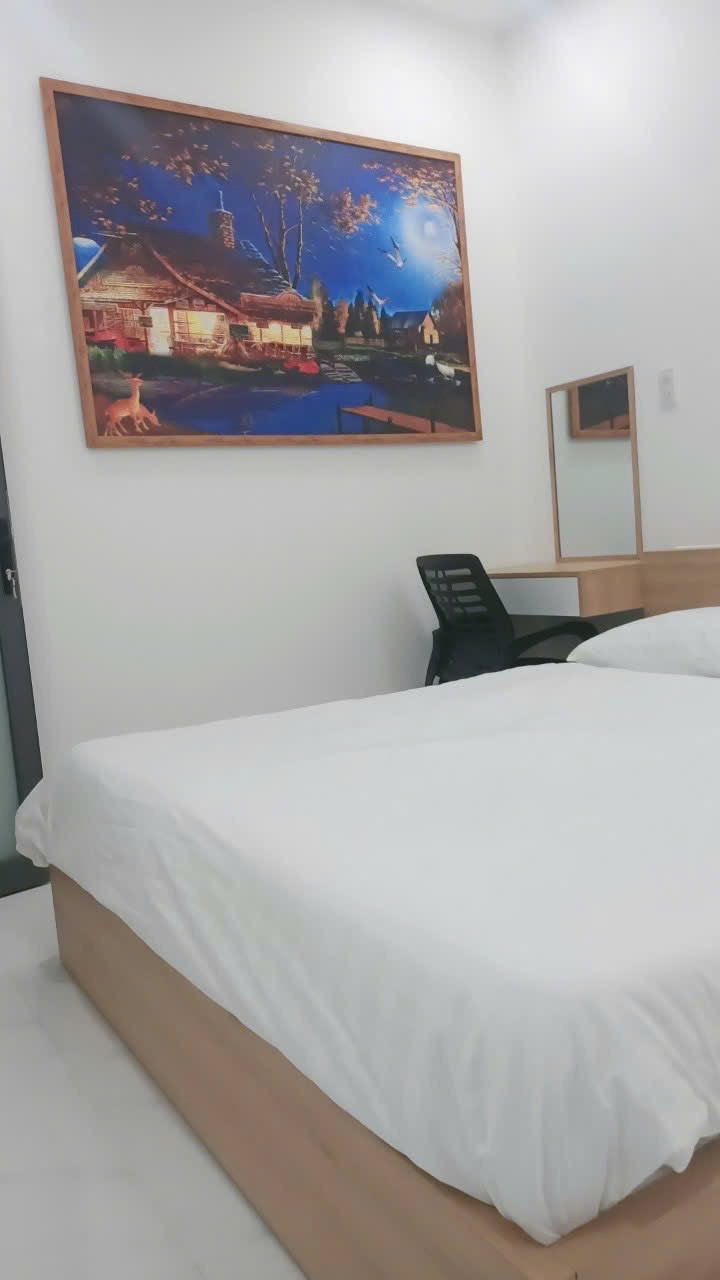 BÁN NHÀ ĐỘC LẠ KHÔNG CÓ CĂN THỨ 2
KHU TÁI ĐỊNH CƯ PHƯỚC LONG, NHA TRANG Sang 5 Tầng 170m2