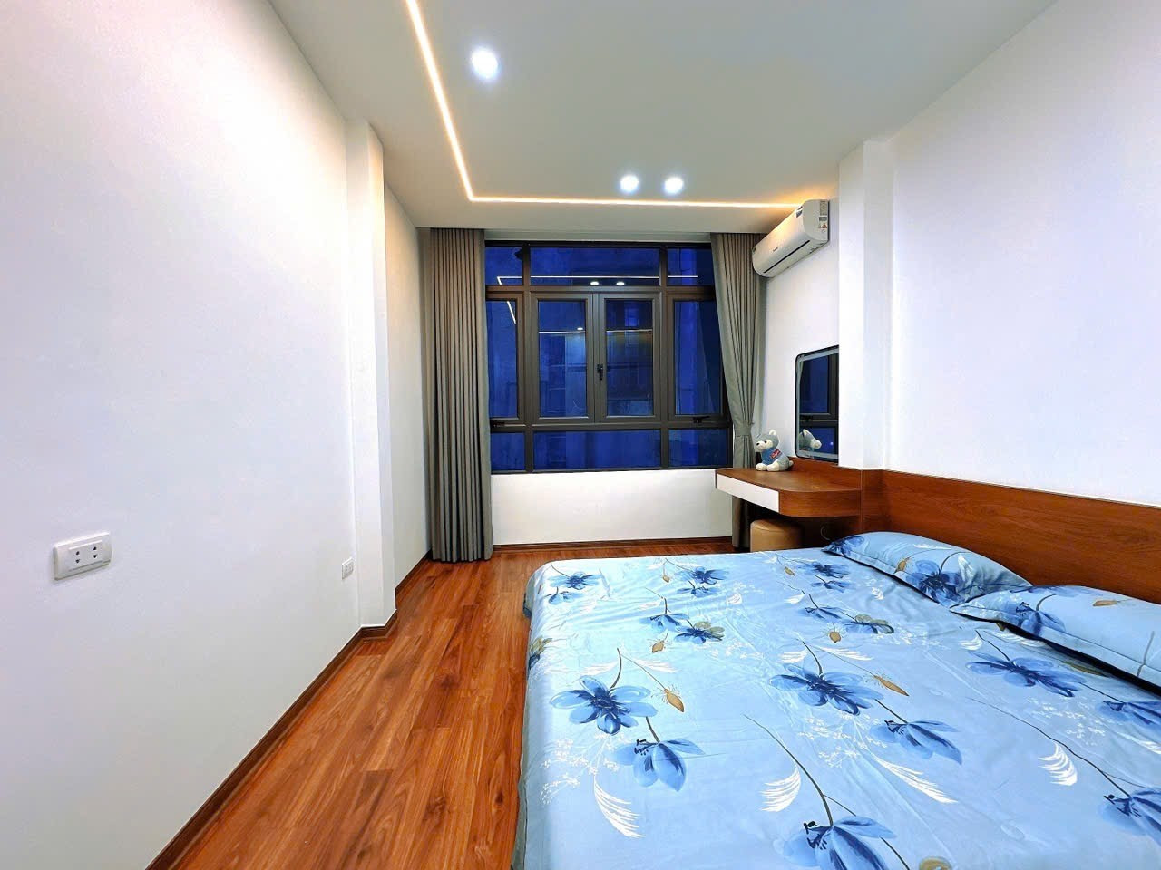 Bán nhà Thịnh Quang 32m² full thổ cư ngang 3.3m giá 8.1 tỷ tại Đường Thịnh Quang Phường Đống Đa (MUA/BÁN BĐS nhắn tin Zalo 0862299066)