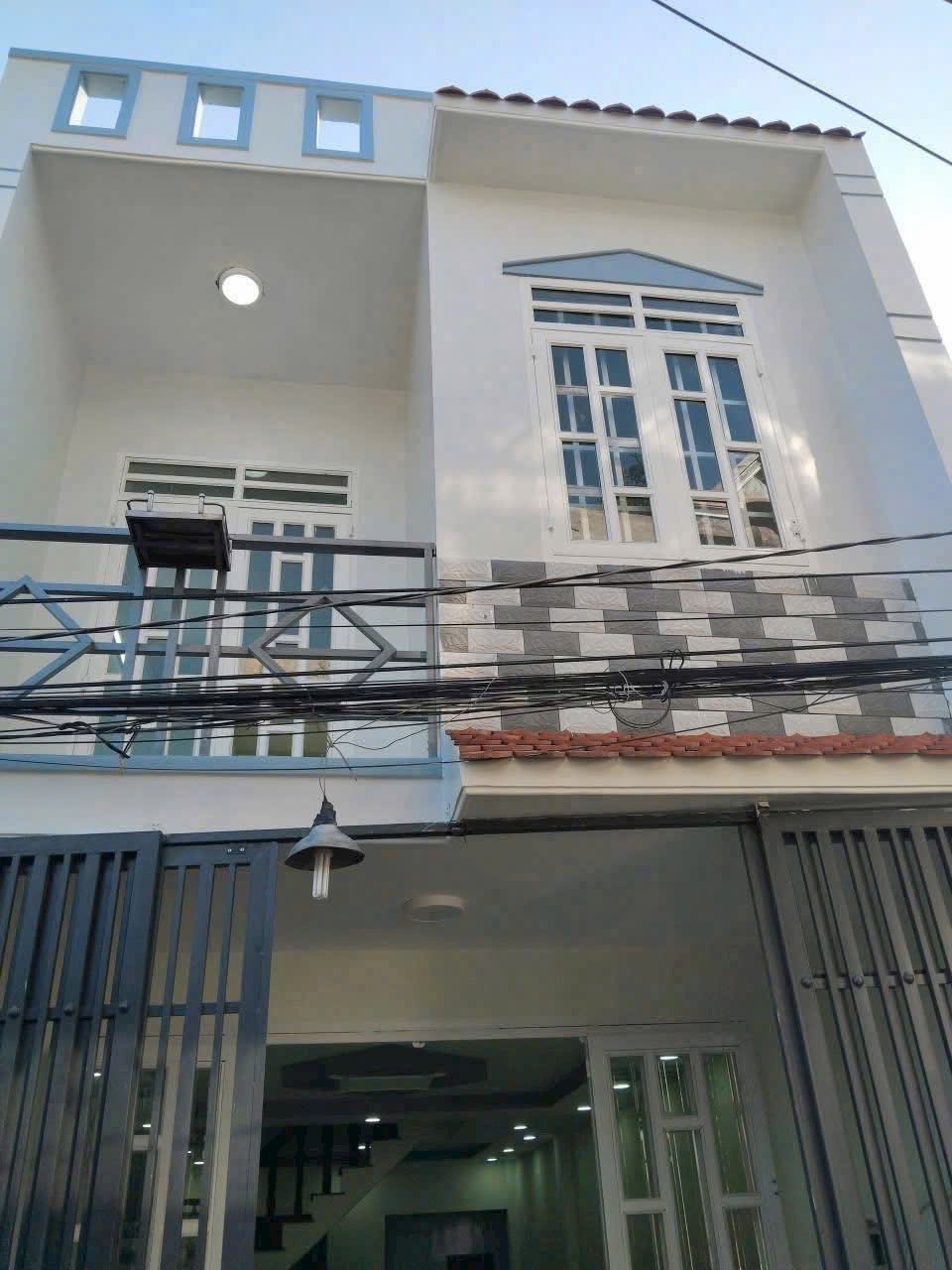 Nhà đẹp 2/ ngắn Thới Hoà Vĩnh Lộc A Bình Chánh. 
DT: 4*12m.