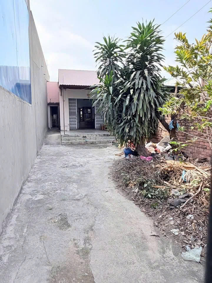 ⭐️BÁN NHÀ Ở CHỢ THỚI TỨ SỔ HỒNG RIÊNG GIÁ 799 TRIỆU DT 82M2⭐️
