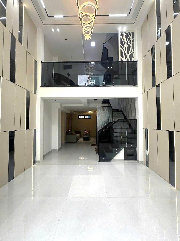 SIÊU PHẨM NHÀ PHỐ - 5 TẦNG - FULL NỘI THẤT - NGAY LOTTE MART, CITYLAND NGUYỄN VĂN LƯỢNG