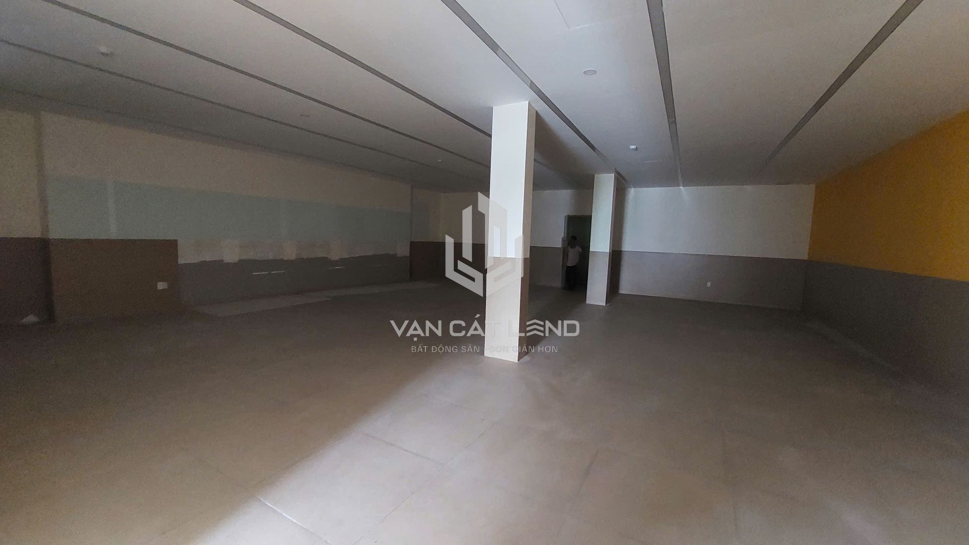 🏢 CHO THUÊ MẶT BẰNG TTTM THỐNG NHẤT MỚI – 350M²/TẦNG – GIÁ TỪ 35 TRIỆU/THÁNG 🏢