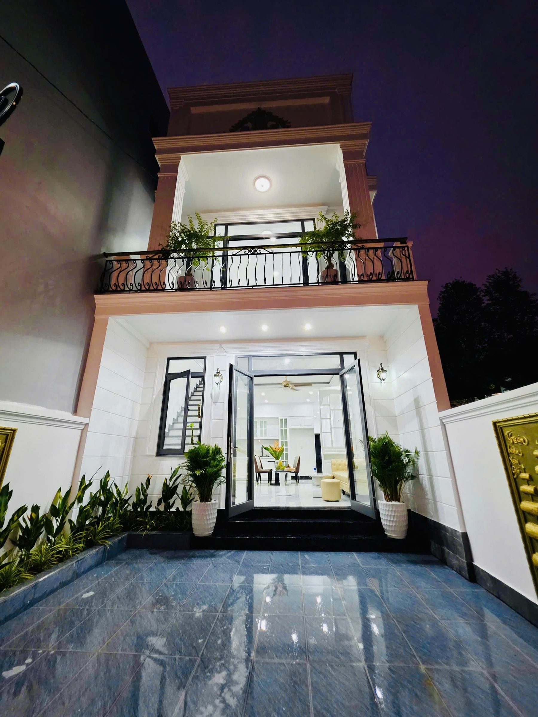 Mở bán siêu phẩm Villa cách đường chính Thu Bồn 30m (phường Thủy Xuân)- TP Huế Giá chỉ: 2,xxx Tỷ thương lượng.