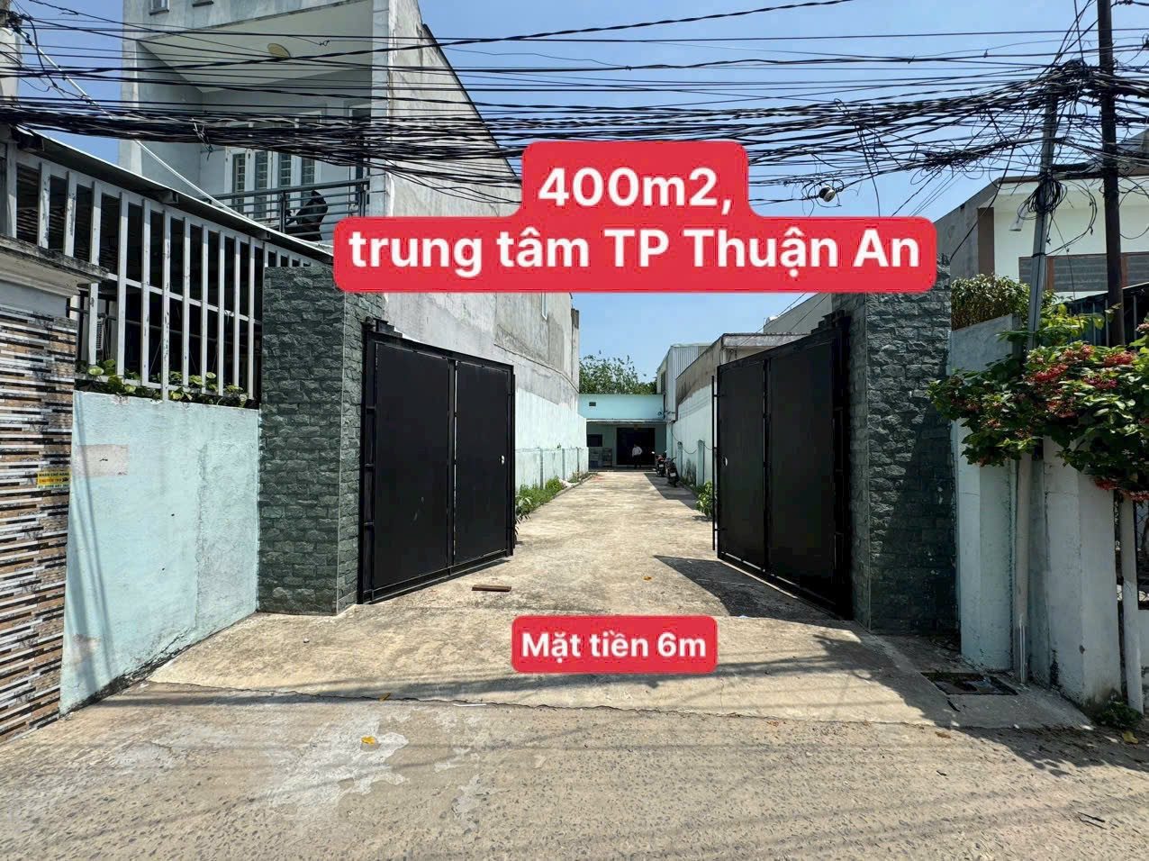 Bán Đất Ngộp Bank + tặng nhà cấp 4 đường Thủ Khoa Huân Thuận Giao.