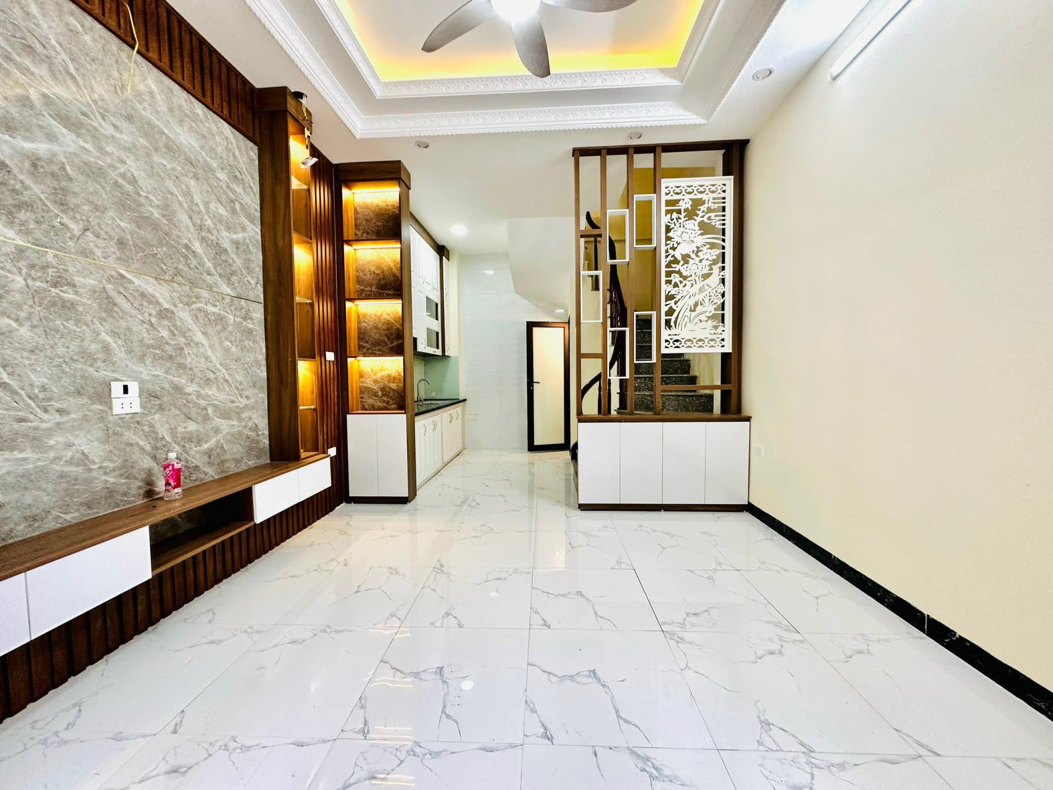 Bán Nhà Thượng Thanh, Long Biên 32m2, 5T, Xây Mới, Ngõ Thông, chỉ 7,1 tỷ