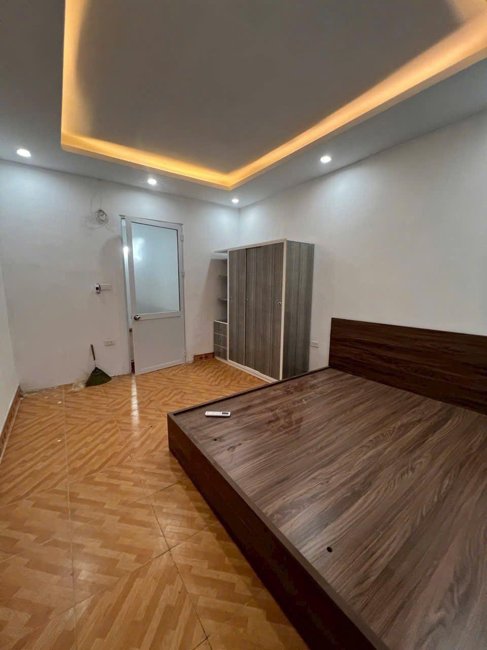Cho Thuê Nhà Ngõ 444 Thụy Khuê 35M² 3 Tầng 2 Ngủ/ Giá 9,8 tr