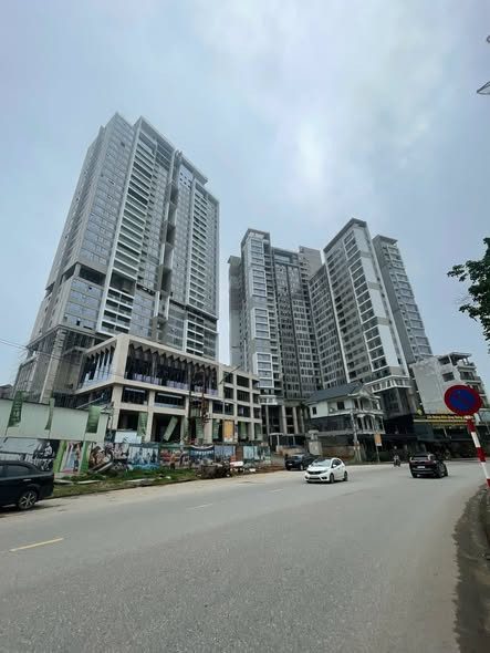 VĂN LANG SKY LAKE – NHÌN THẤY TẬN MẮT, CHỐT NGAY TRƯỚC KHI HẾT CĂN