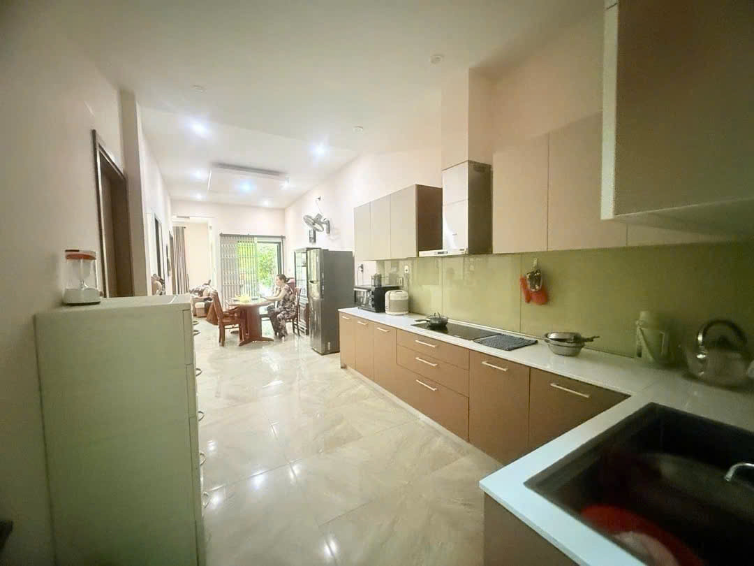 BIỆT THỰ MINI SÂN VƯỜN HÒA CƯỜNG BẮC GẦN TIỂU LA- CHỢ HÒA CƯỜNG- SÂN BAY– 174M² – NGANG 7M NỞ HẬU