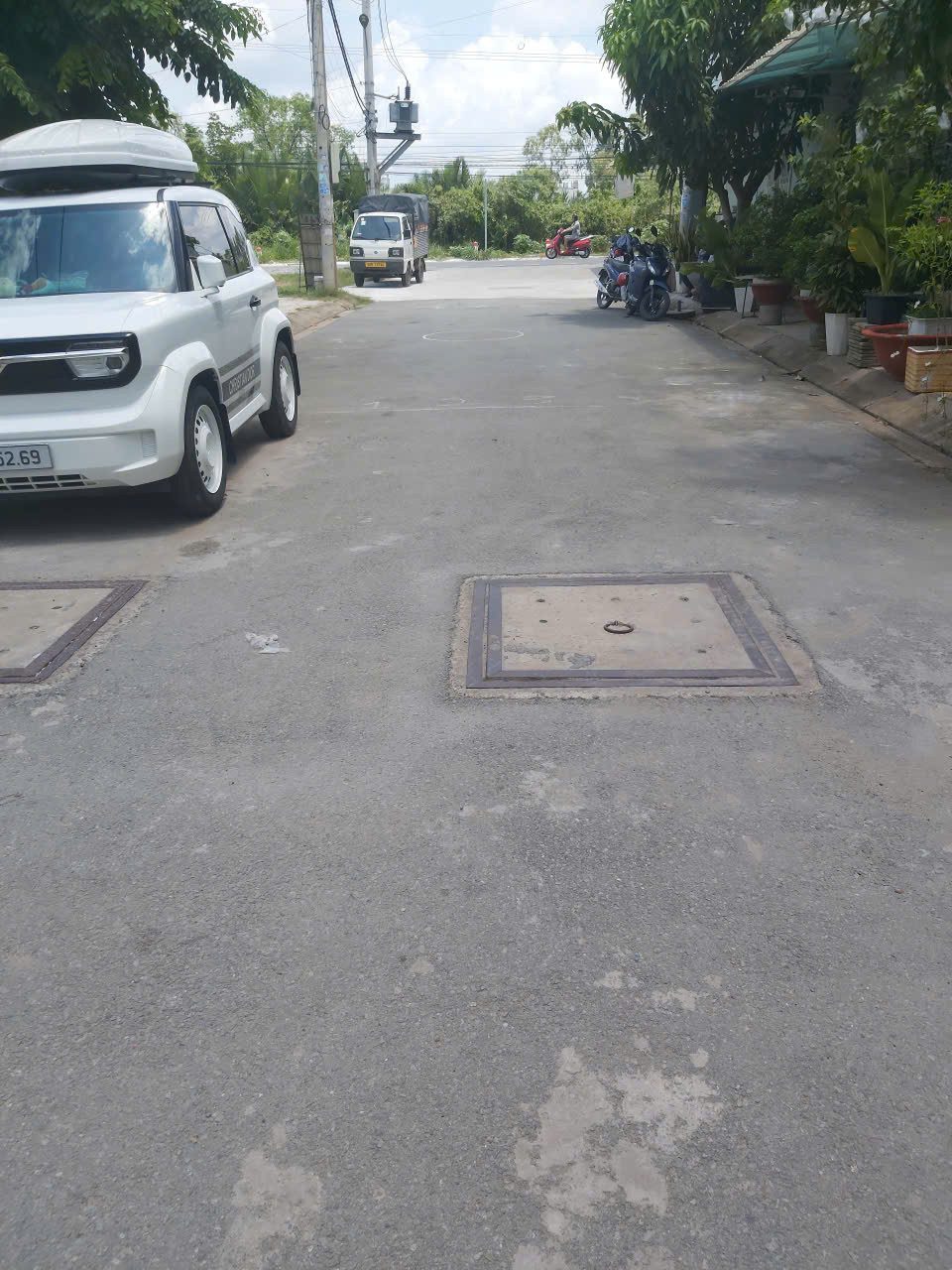 Đất Thổ cư - giá 2,42 tỷ -  4,3m*14,1m - Kdc Hoàng Hoa - Long Hậu
