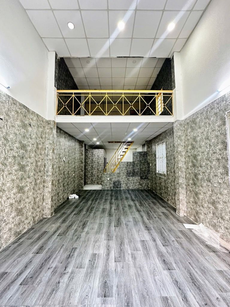 Bán gấp nhà hẻm ô tô đường Tỉnh Lộ 10 - Giáp ranh Quận 6 - Giá cực tốt 4.45 tỷ