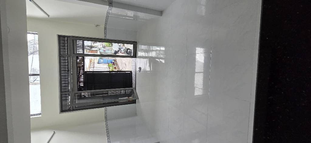 NHÀ 4 TẦNG ĐẸP LUNG LINH NGAY KHU TÊN LỬA - HẺM 5M THÔNG THOÁNG - Ở NGAY