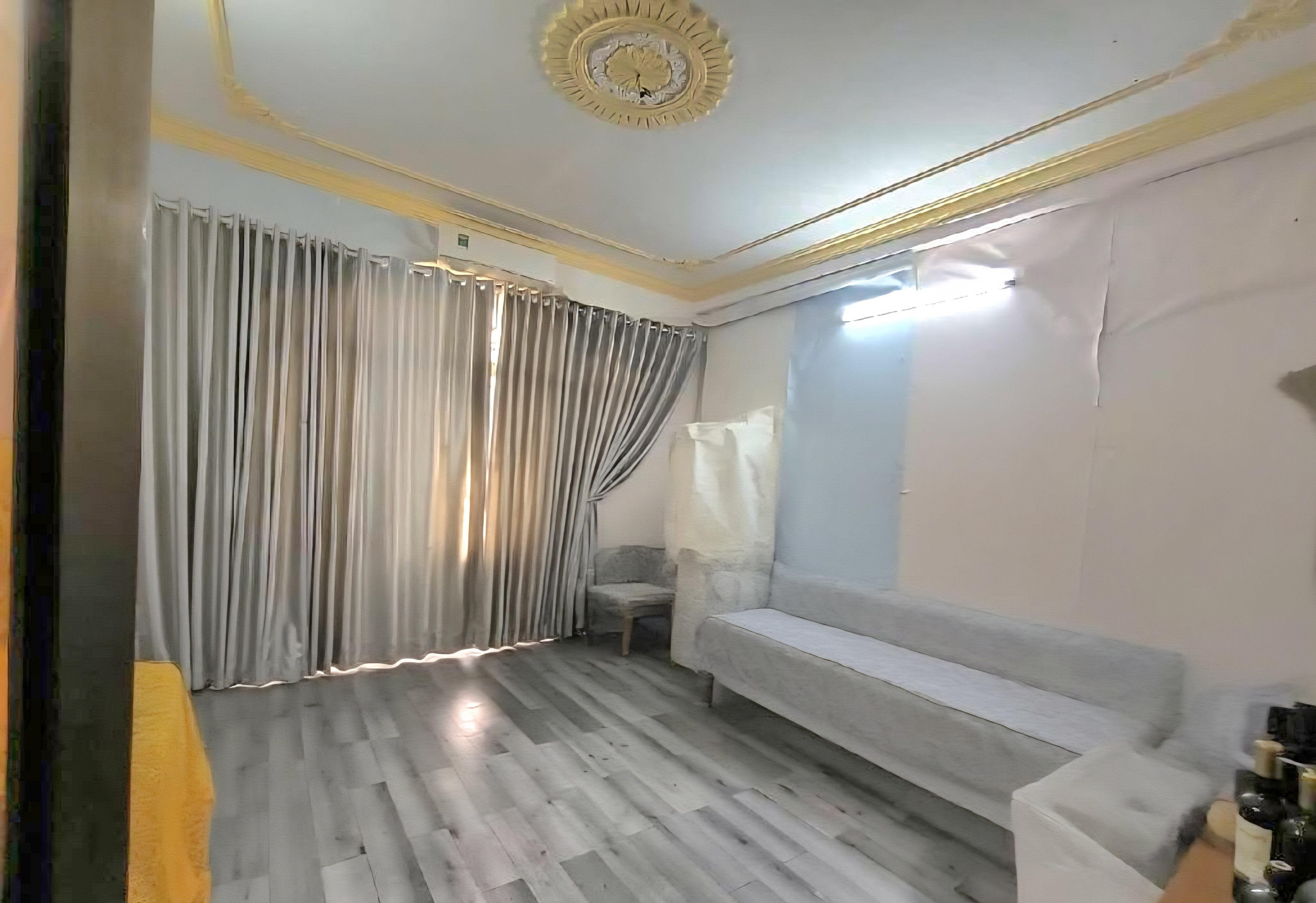 BÁN NHÀ ĐẸP LIỀN KỀ TỈN.H LỘ 10 - KHU TÊN LỬ.A - HẺM XE HƠI - ( 5X15M )