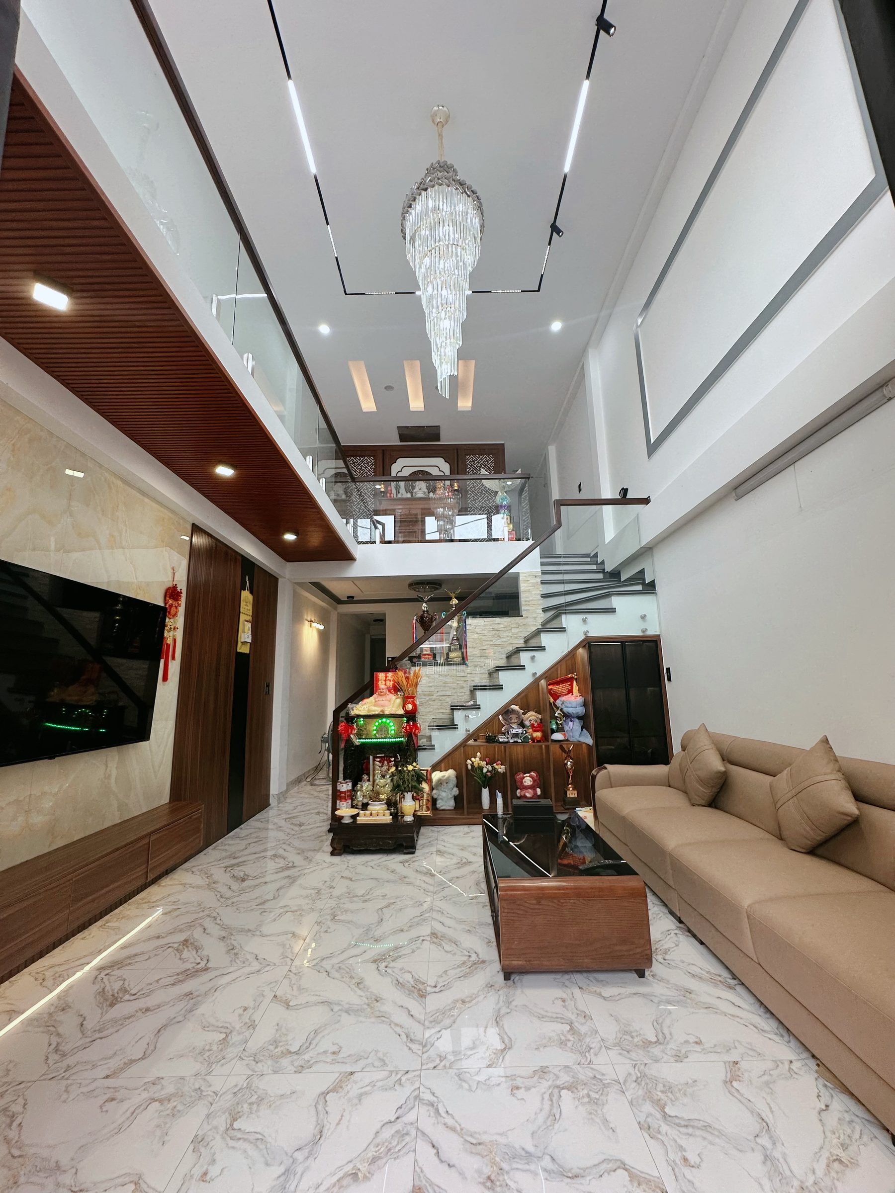 Bán nhà riêng cuối đường Nguyễn Sinh Cung, Tỉnh Lộ 10, gần chợ Mai