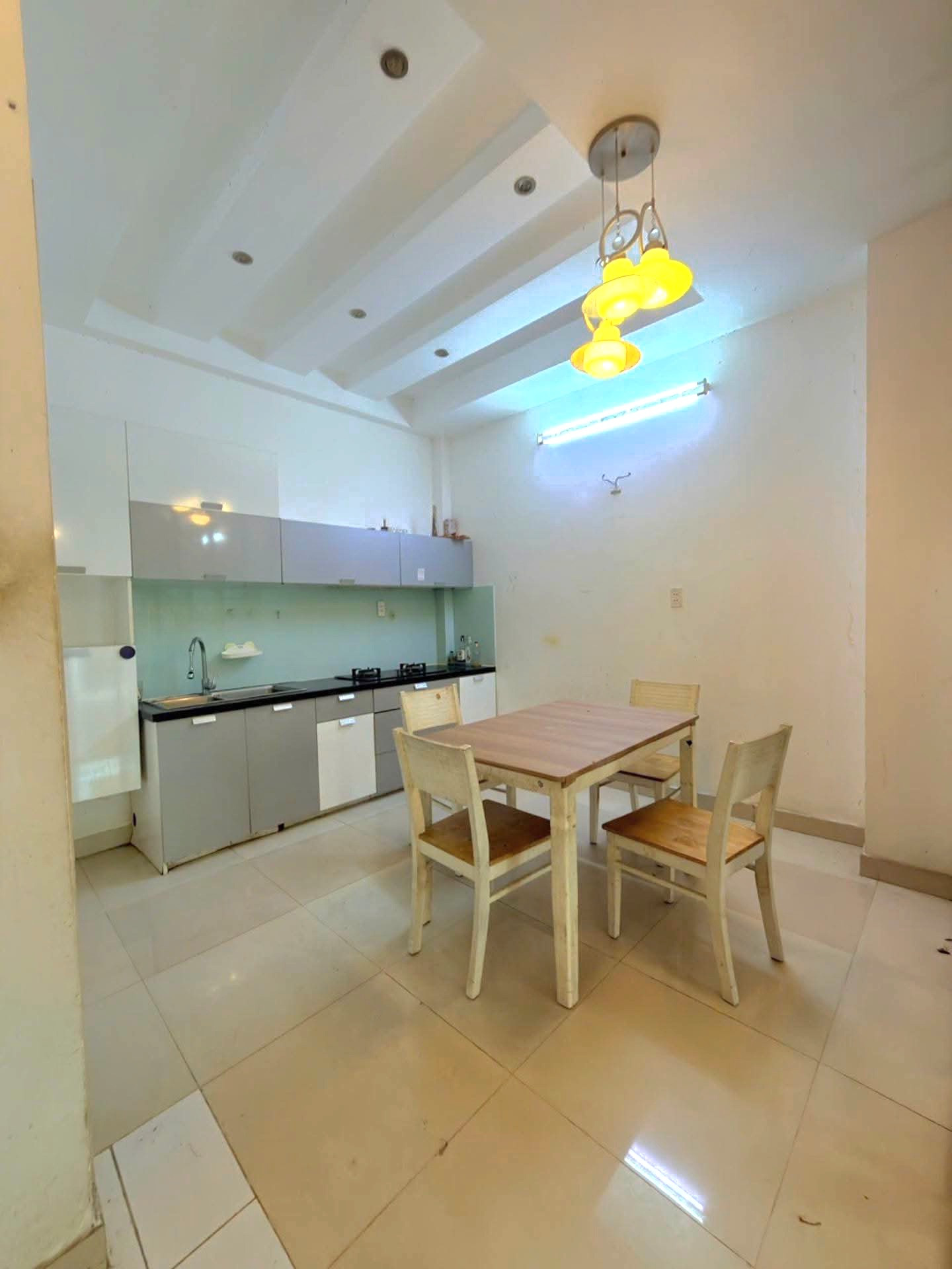 BÁ.N NHÀ TRỤC TỈN.H LỘ 10 - HẺM TẢI THÔNG - BTCT - DTSD 120M2-NHỈNH 3$