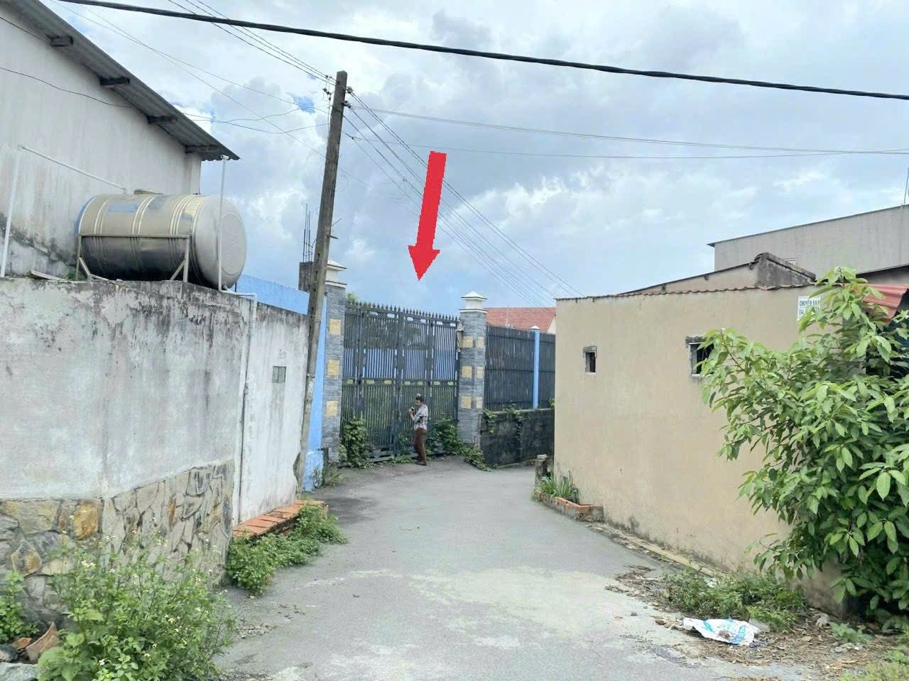 Bán đất đẹp sát TL 15. Đối diện Nguyễn kim cương * có 552m thổ