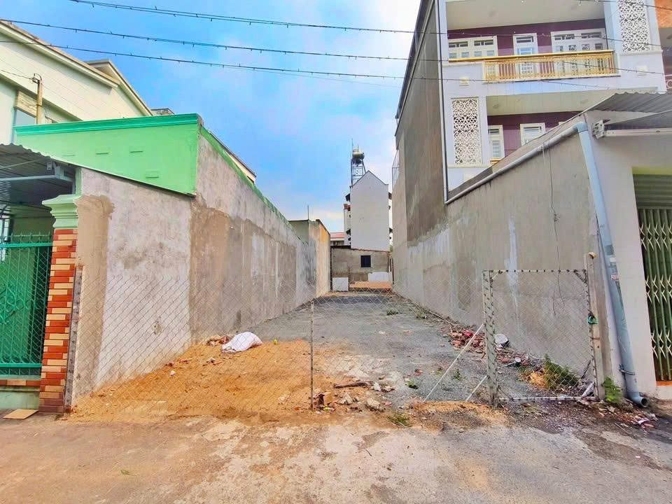 🟦CHỦ KẸT BÁN GẤP LÔ ĐẤT LỌT KDC 130M2 GIÁ TỐT 700 TRIỆU SỔ HỒNG RIÊNG
