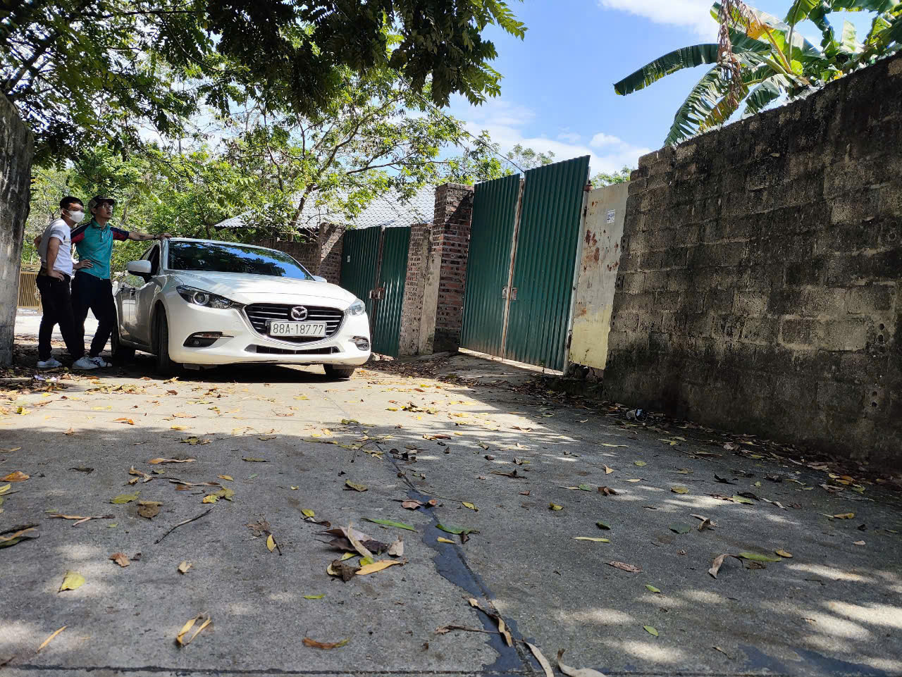 Chính chủ cần bán nhanh lô đất thôn 4, Hoàng Hoa, Tam Dương DT 181,6m MT 6m gần trường, chợ 1,25 tỷ 0988296228