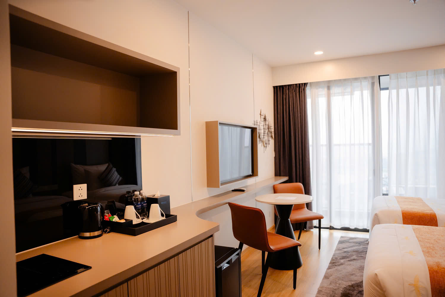 BÁN GẤP CĂN HỘ TẦNG 15 – TÒA K , WYNDHAM LYNN TIMES THANH THỦY 2,2 TỶ