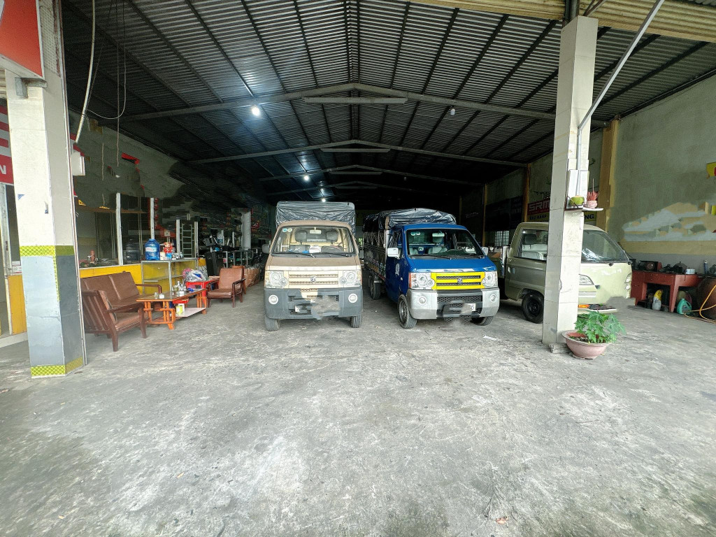 Cho thuê nhà kho 600m2 mặt tiền QL60,Bến Tre