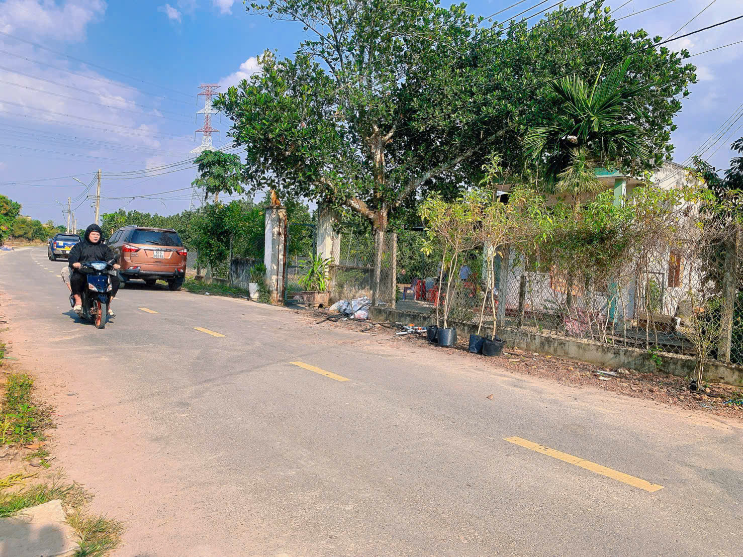 BỎ PHỐ VỀ VƯỜN – SỞ HỮU NGAY NHÀ VƯỜN SẴN CÂY ĂN TRÁI TẠI TRỪ VĂN THỐ