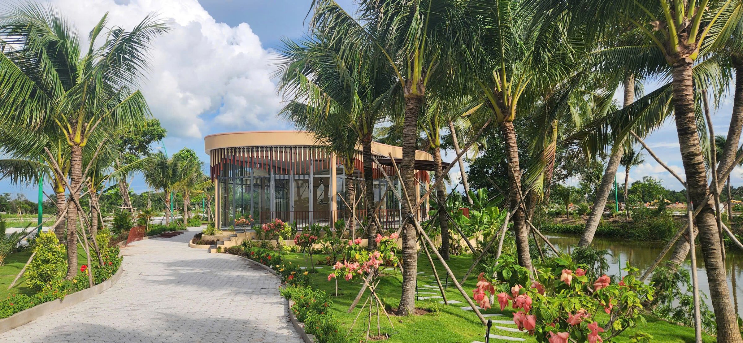 Cần Bán Đất 2 Mặt Tiền Tỉnh Lộ 818 Tiện Kinh Doanh Buôn Bán Tại Agora City - KĐT Thương Mại Hàng Chính Thủ Thừa